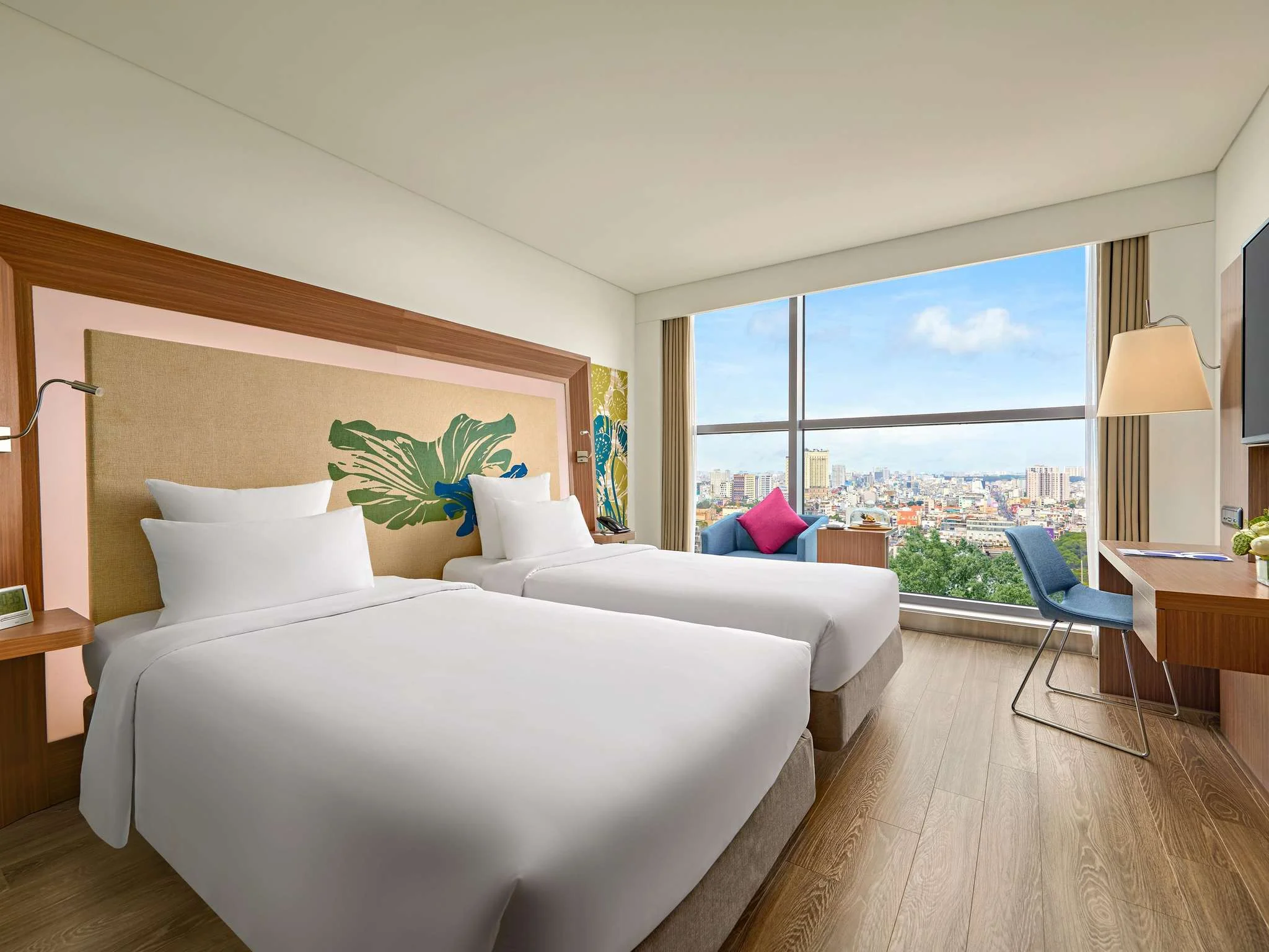 SUPERIOR ROOM, 2 Twin Beds