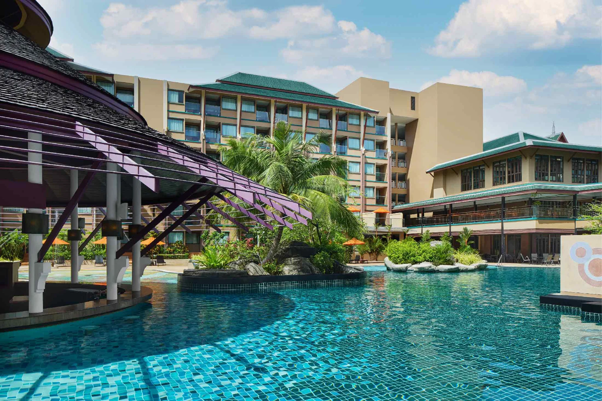Novotel Phuket Vintage Park Resort