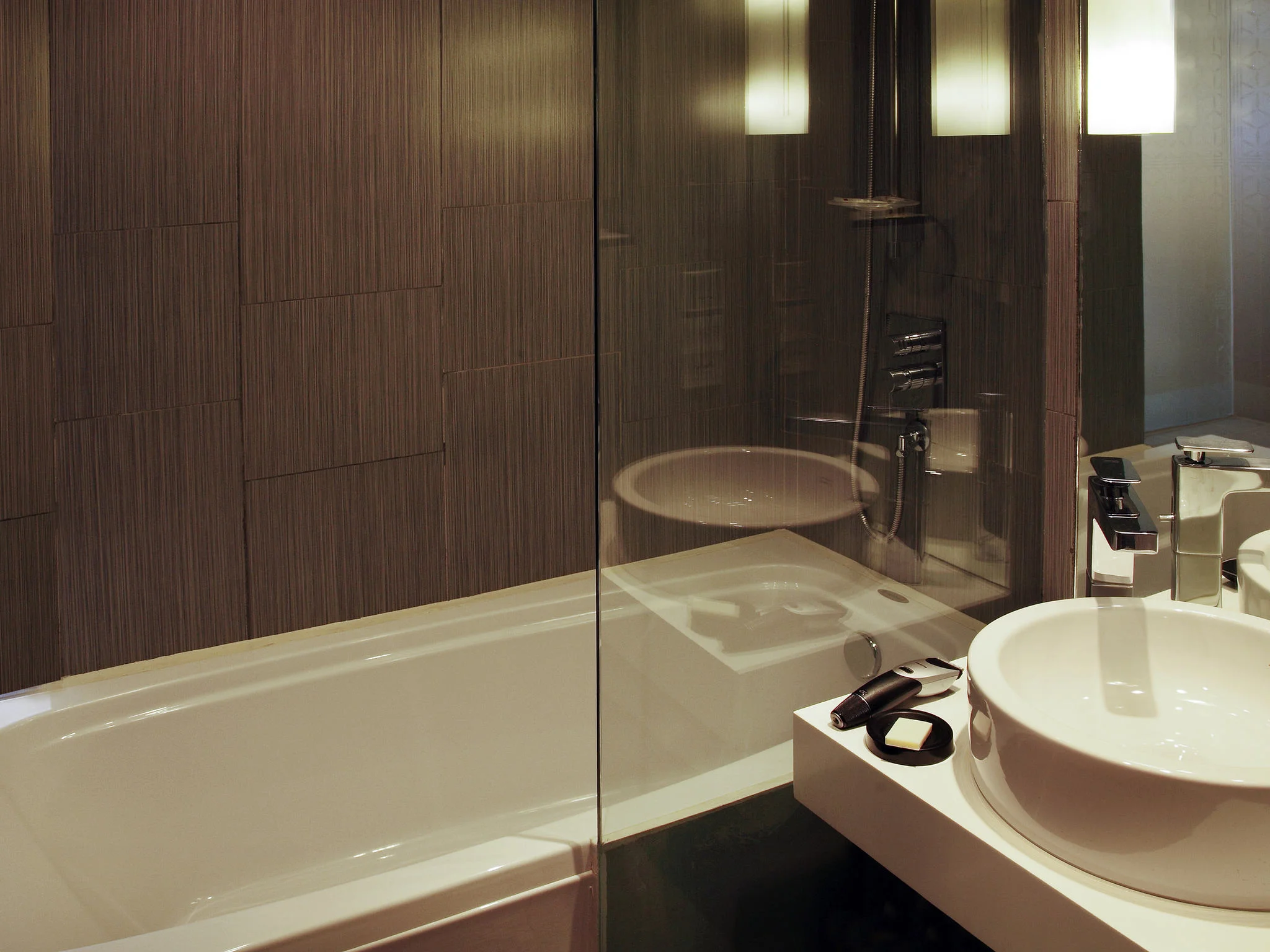 Classic room, city view - 2 single beds