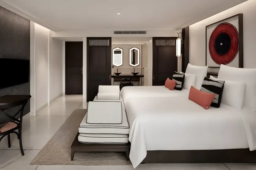 Club Balcony Room