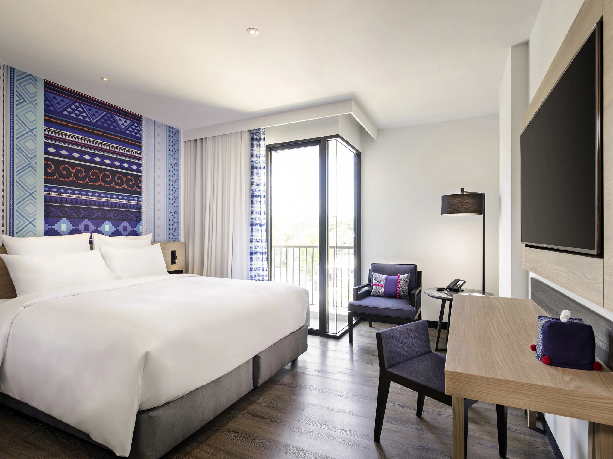 Superior King Bed with Balcony